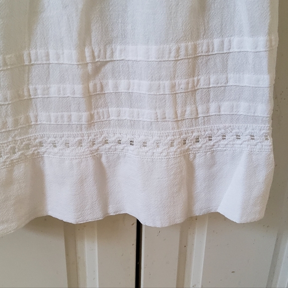 Chic White Cotton Summer Time Dress W/ Spaghetti Straps - Picture 2 of 6